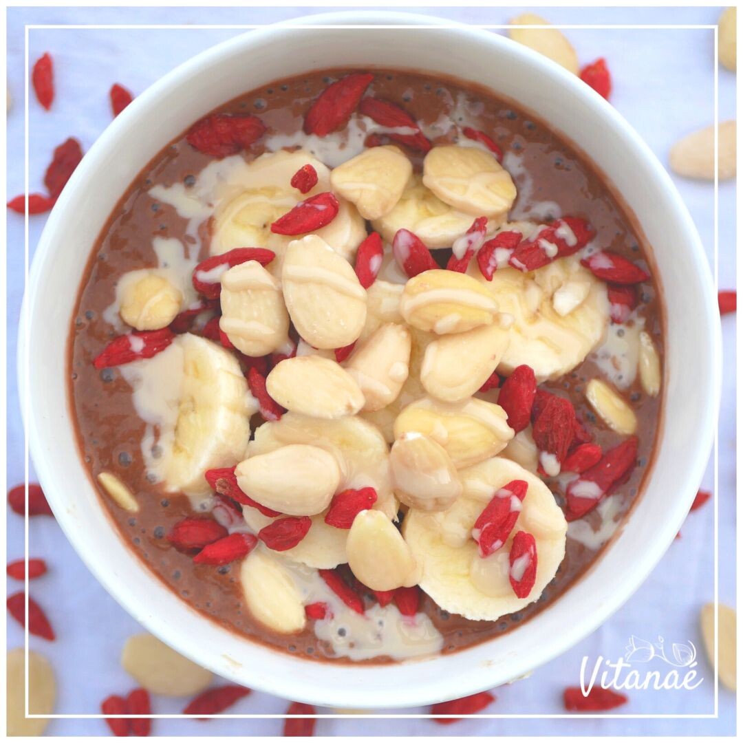 Smoothie bowl banane cacao cru