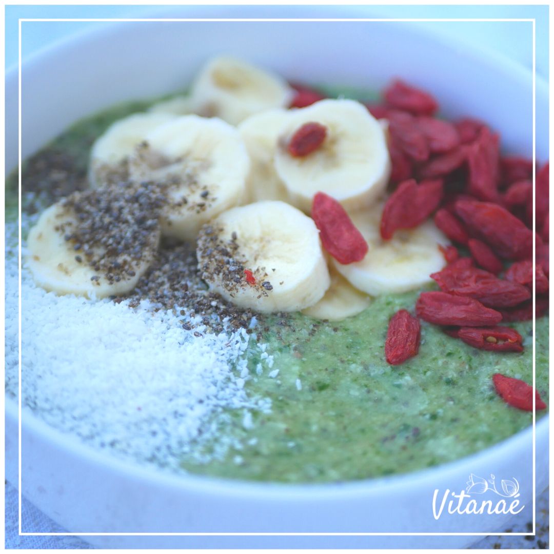 Smoothie banane avocat épinards